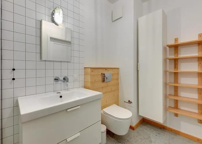 Staywin Wilcza Apartamento